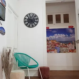 Hostel 7 Luz, Lisbon
